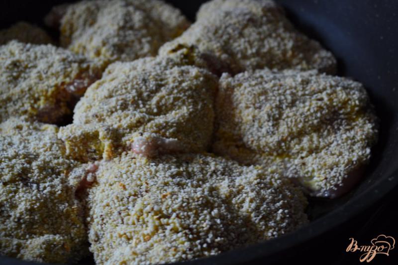 Фото приготовление рецепта: Куриные бедрышки под горчичной корочкой шаг №5