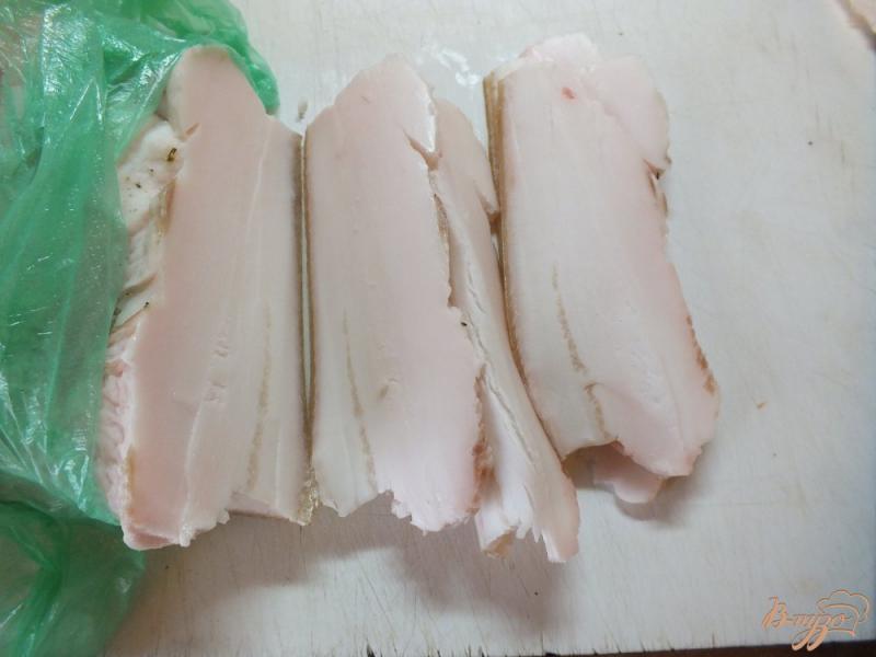 Фото приготовление рецепта: Сало свиное закусочное с тимьяном шаг №1