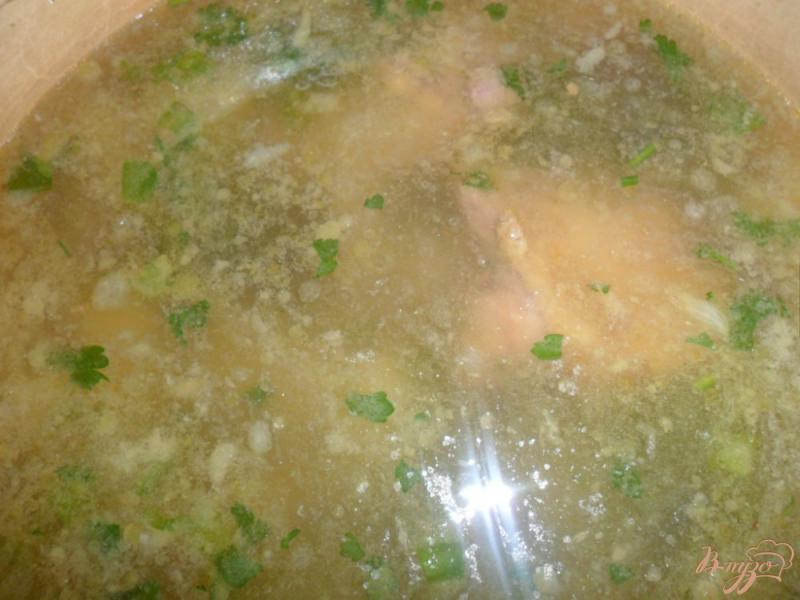 Фото приготовление рецепта: Легкий куриный суп с гречкой шаг №4