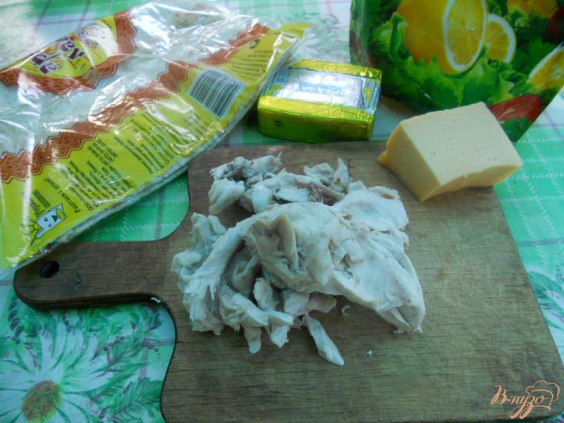 Фото приготовление рецепта: Конверт из лаваша с курицей и сыром шаг №1