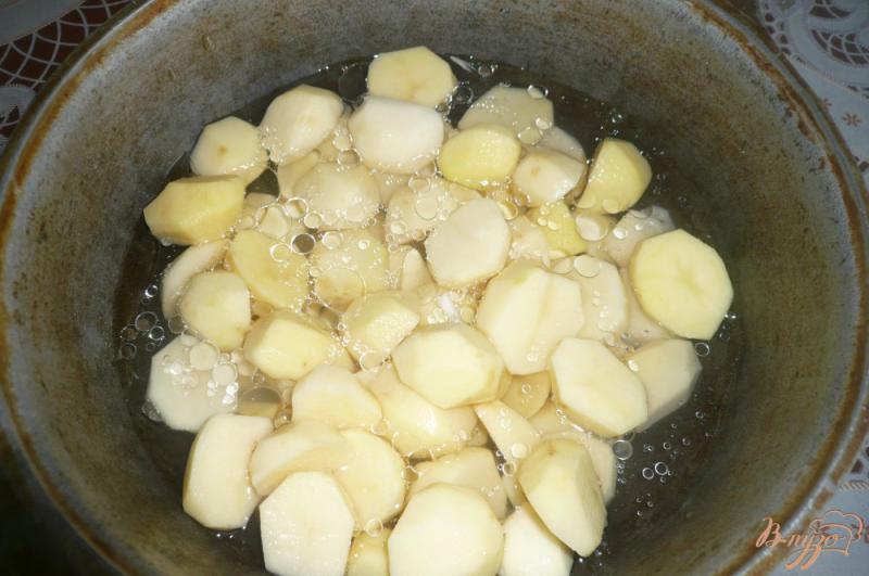 Фото приготовление рецепта: Постный тушеный картофель шаг №3