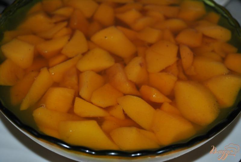Фото приготовление рецепта: Персиковое желе шаг №5