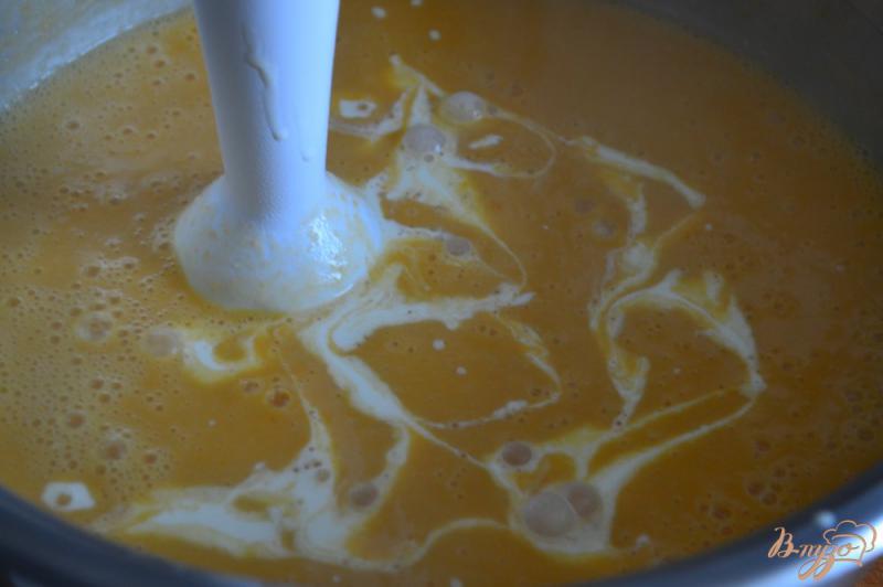 Фото приготовление рецепта: Суп из тыквы  с нутом шаг №4