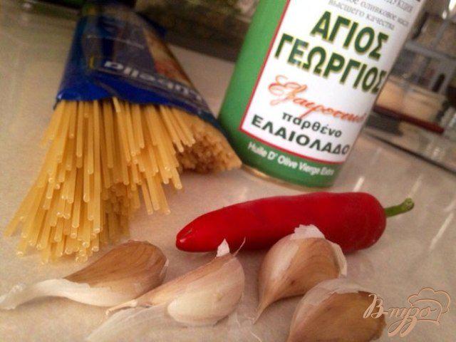 Фото приготовление рецепта: Спагетти де олива шаг №1