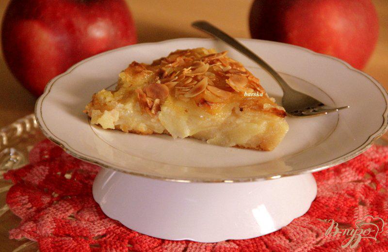 Фото приготовление рецепта: Яблочный пирог с  хрустящей корочкой шаг №10
