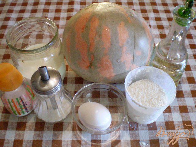 Фото приготовление рецепта: Блинчики с тыквой, апельсиновой цедрой и мятой шаг №1