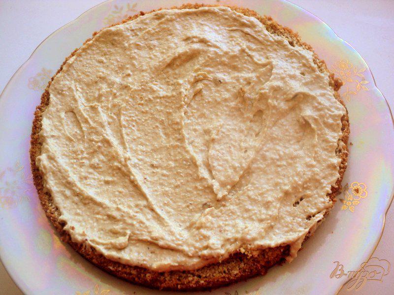 Фото приготовление рецепта: Ореховый торт шаг №6