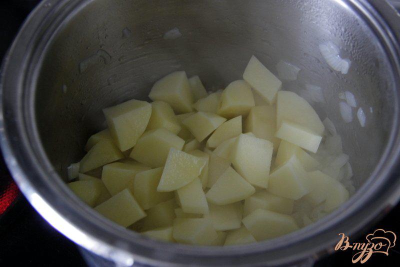 Фото приготовление рецепта: Суп-велюте из цветной капусты шаг №3