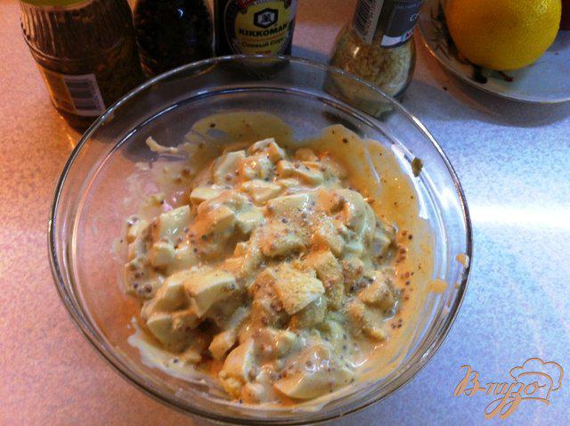 Фото приготовление рецепта: Яичный салат с лимонным соком и тимьяном шаг №6