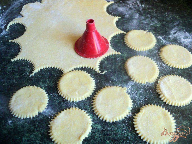 Фото приготовление рецепта: Печенье с яблоками шаг №3