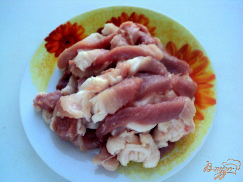 Фото приготовление рецепта: Свинина с овощами по-китайски шаг №1