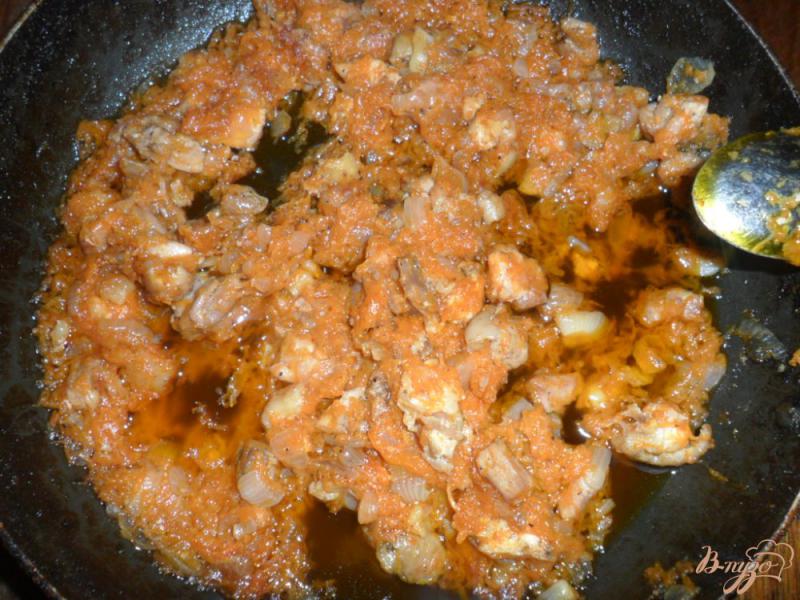 Фото приготовление рецепта: Картофельное пюре с мясом и овощами шаг №5