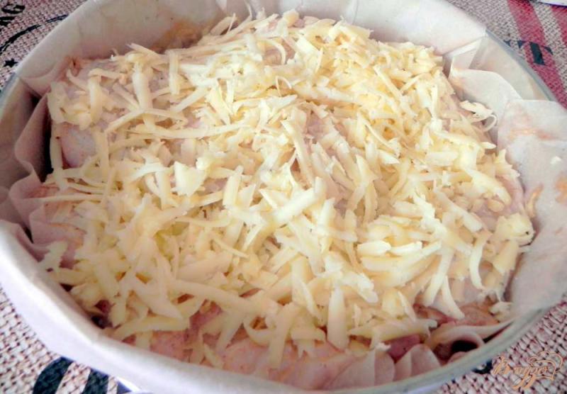 Фото приготовление рецепта: Курица в духовке с сыром шаг №5
