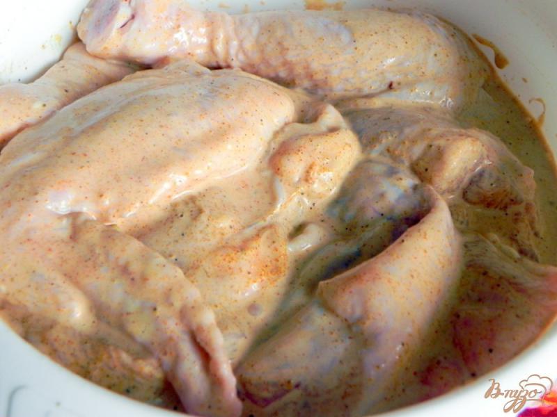 Фото приготовление рецепта: Курица в духовке с сыром шаг №3