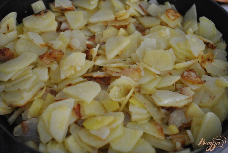 Фото приготовление рецепта: Картофельная запеканка с брокколи шаг №2