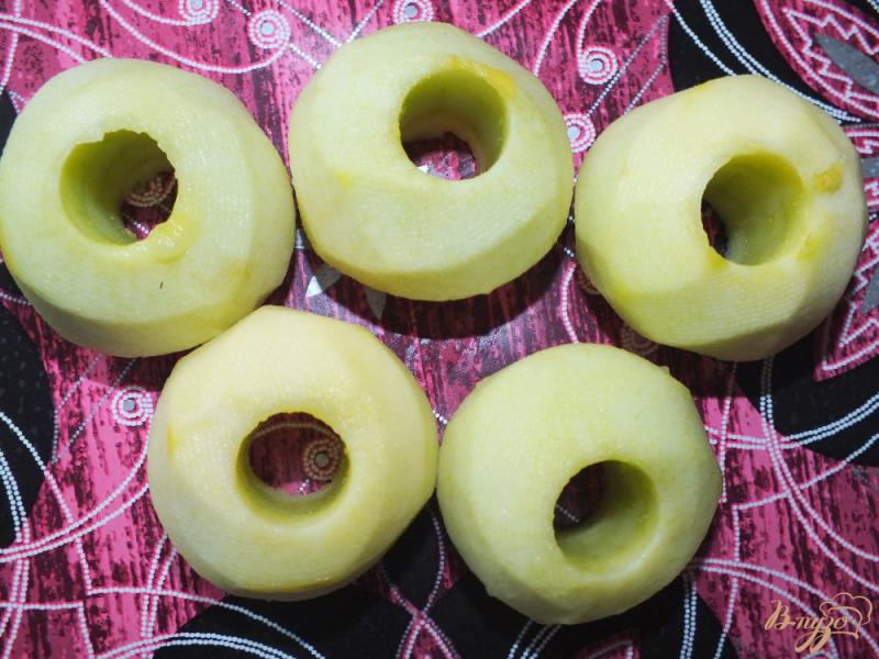 Фото приготовление рецепта: Яблоки в тесте шаг №1