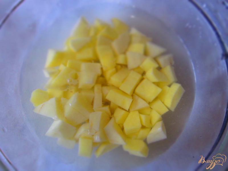 Фото приготовление рецепта: Картофельный суп с мясными фрикадельками шаг №2