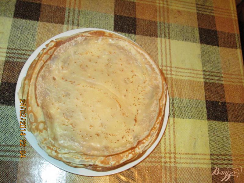 Фото приготовление рецепта: Блины с семгой и плавленым сыром шаг №1