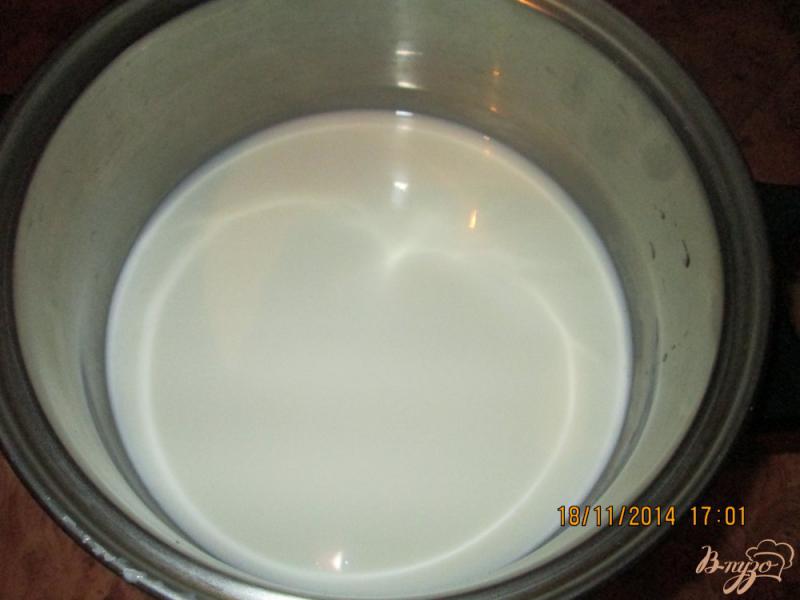 Фото приготовление рецепта: Манная каша на молоке шаг №1