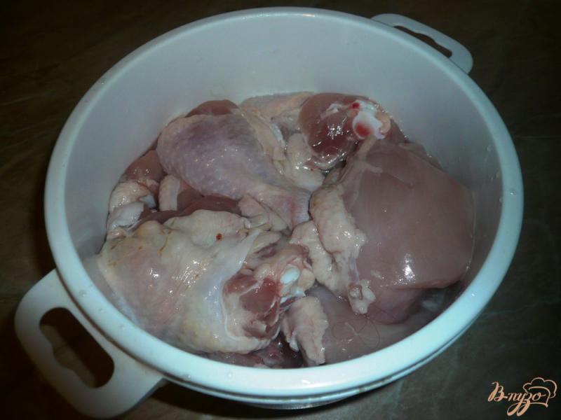 Фото приготовление рецепта: Курица зажаренная в духовке шаг №1