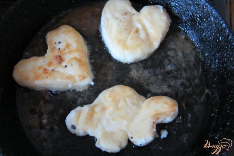 Фото приготовление рецепта: Творожные сердечки с ванилью шаг №5