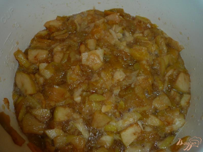 Фото приготовление рецепта: Яблочное варенье с апельсином и корицей шаг №9
