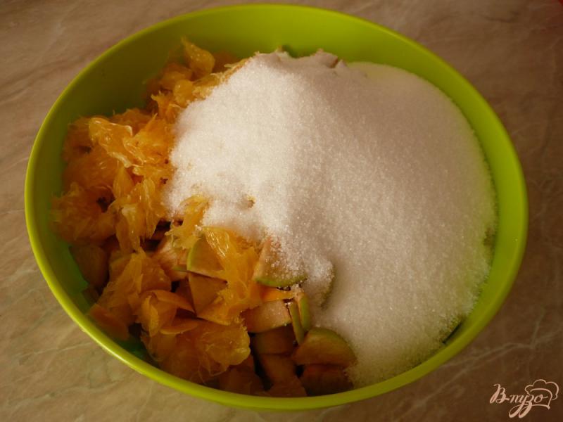 Фото приготовление рецепта: Яблочное варенье с апельсином и корицей шаг №7