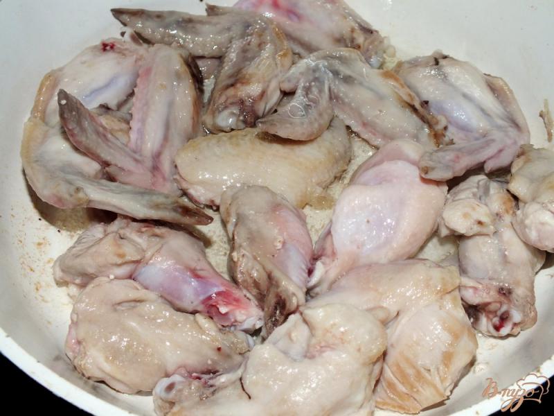 Фото приготовление рецепта: Куриные крылья «От бабульки» шаг №1