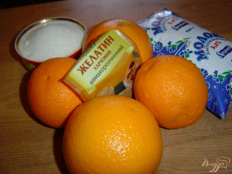 Фото приготовление рецепта: Молочно-апельсиновое желе шаг №1