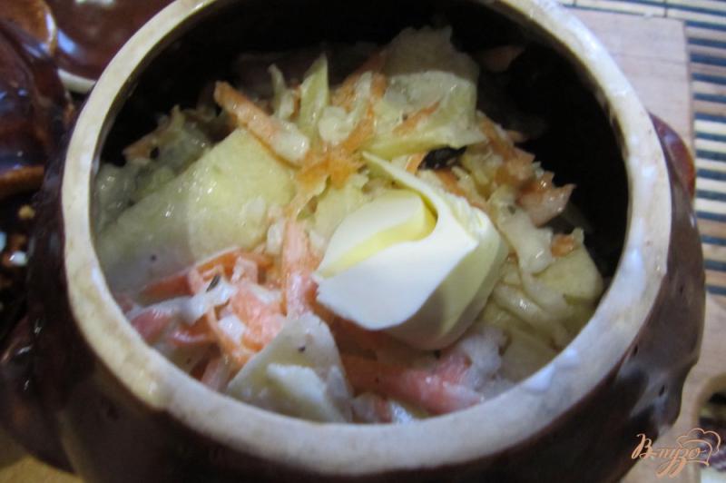 Фото приготовление рецепта: Пиленгас запеченый с картофелем в горшочках шаг №6