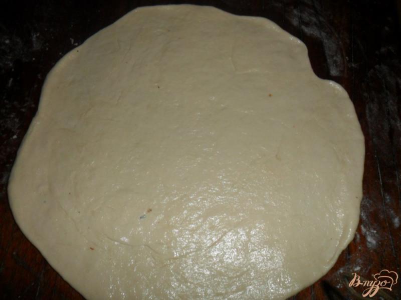 Фото приготовление рецепта: Пирог-пицца с тушеной капустой шаг №1