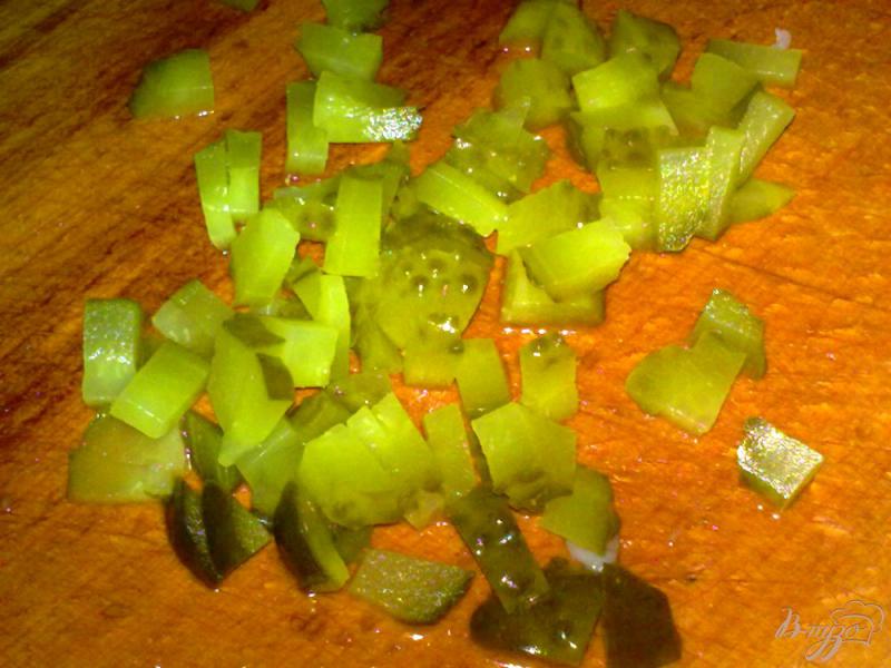 Фото приготовление рецепта: Салат из редьки с кальмаром шаг №2