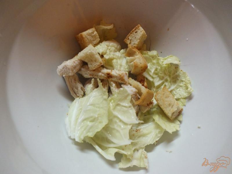 Фото приготовление рецепта: Салат с отварной курятиной шаг №4