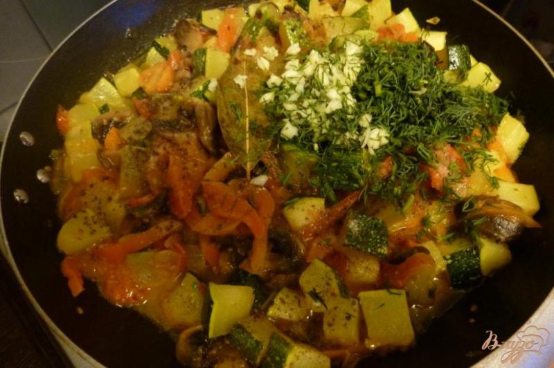 Фото приготовление рецепта: Гарнир из кабачков с овощами шаг №5