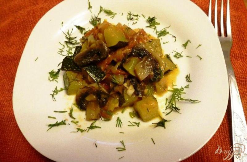 Фото приготовление рецепта: Гарнир из кабачков с овощами шаг №6