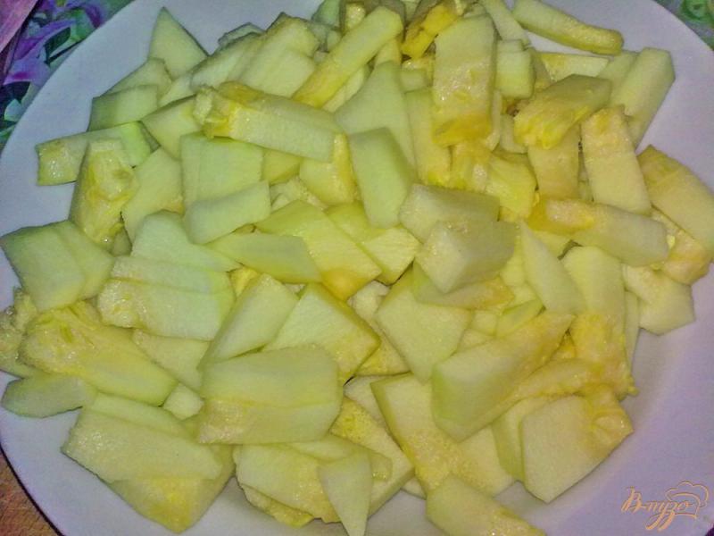 Фото приготовление рецепта: Варенье яблочное с кабачком шаг №2