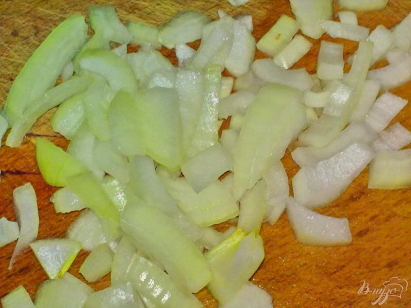 Фото приготовление рецепта: Картофель в соусе с овощами шаг №4
