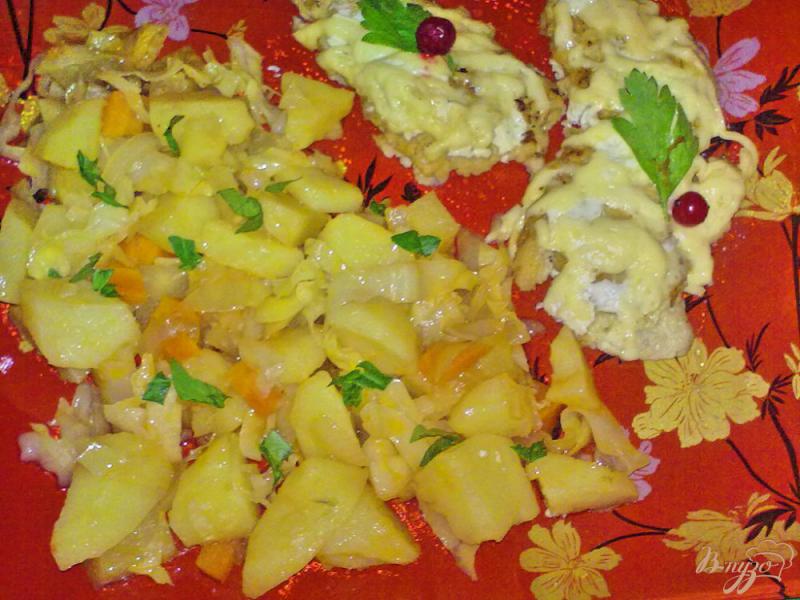 Фото приготовление рецепта: Картофель в соусе с овощами шаг №8