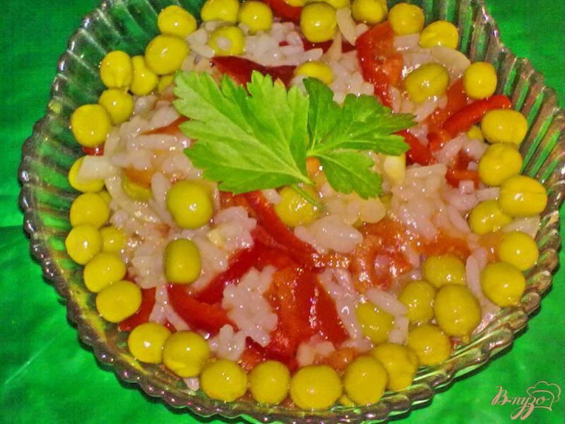 Фото приготовление рецепта: Салат с рисом шаг №7
