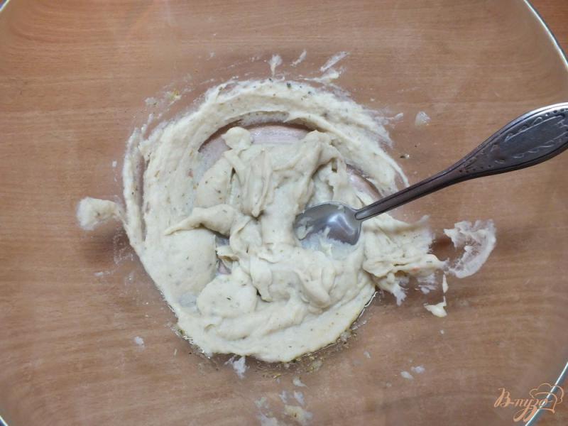 Фото приготовление рецепта: Паштет из сельди и картофеля с соленым огурцом шаг №7