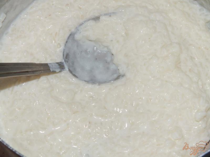 Фото приготовление рецепта: Французская рисовая запеканка с вишней шаг №4