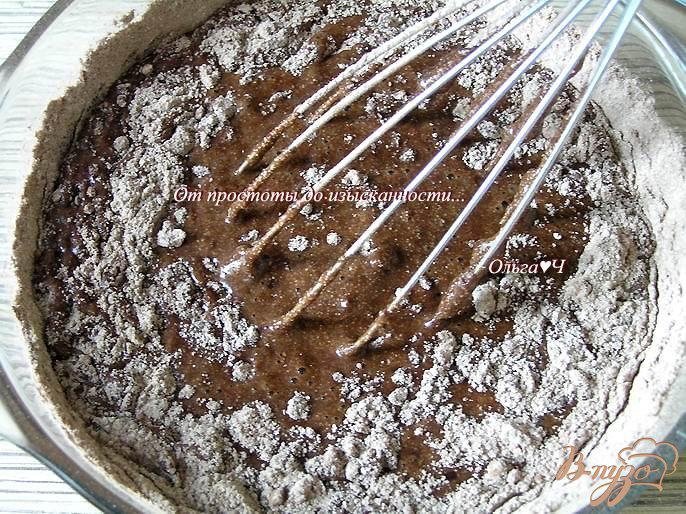 Фото приготовление рецепта: Праздничный шоколадный манник шаг №3