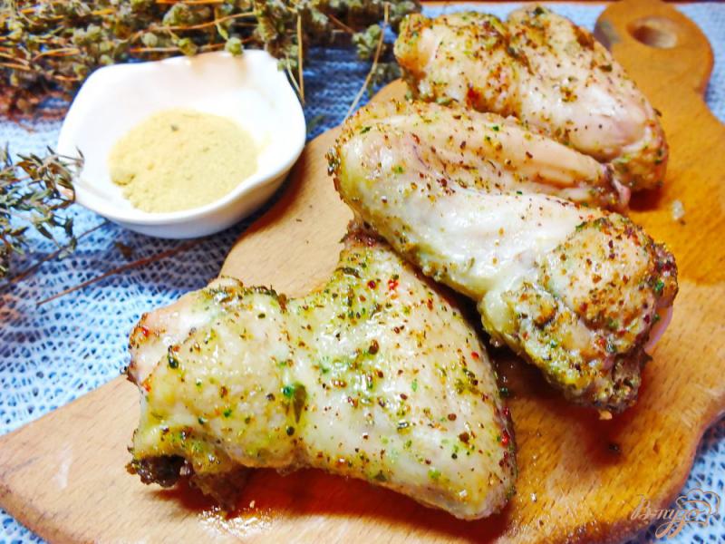 Фото приготовление рецепта: Курица в имбирно-чесночном маринаде шаг №4