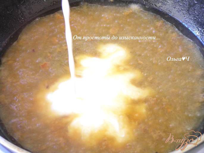 Фото приготовление рецепта: Куриные бедра в сливочном соусе шаг №2