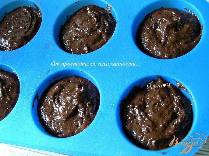 Фото приготовление рецепта: Шоколадные кексы (постные) шаг №4