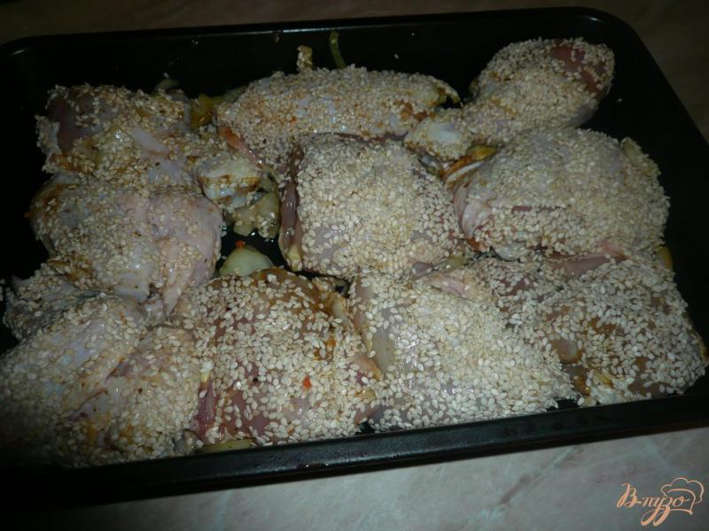 Фото приготовление рецепта: Курица в кунжуте шаг №6
