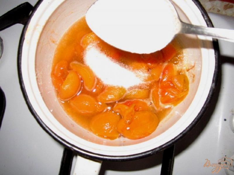 Фото приготовление рецепта: Постный пирог с абрикосами шаг №3