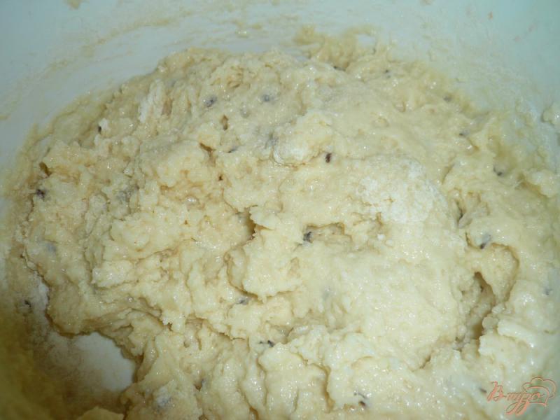 Фото приготовление рецепта: Кексы на плавленном сыре шаг №4