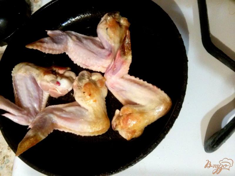 Фото приготовление рецепта: Куриные крылья в сливочно-имбирном соусе шаг №1