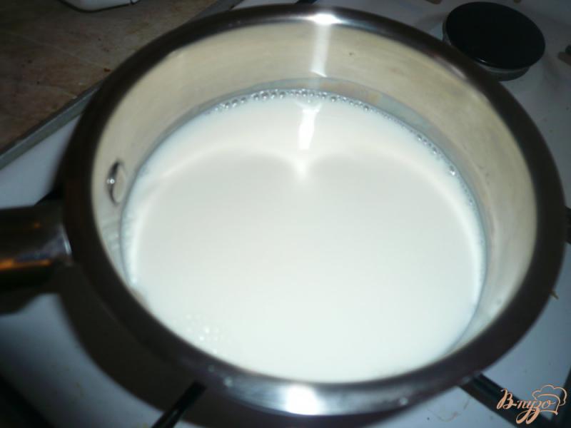 Фото приготовление рецепта: Ячневая каша на молоке шаг №2